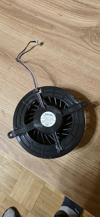 Sprzedam chłodzenie ps3 slim cech-2003B