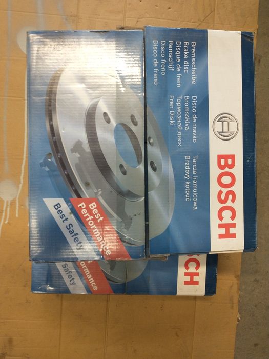 Tarcze hamulcowe przód  E39, E38 324mm