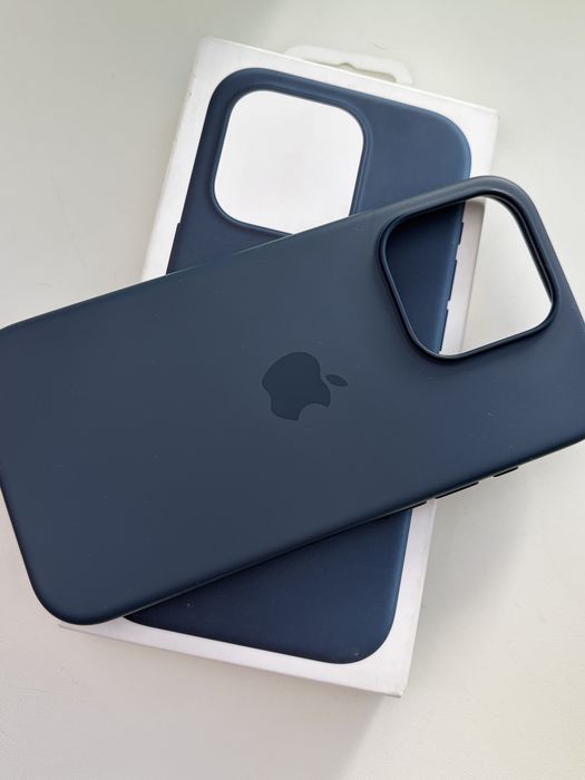 Silicone case storm blue  iphone 15 pro