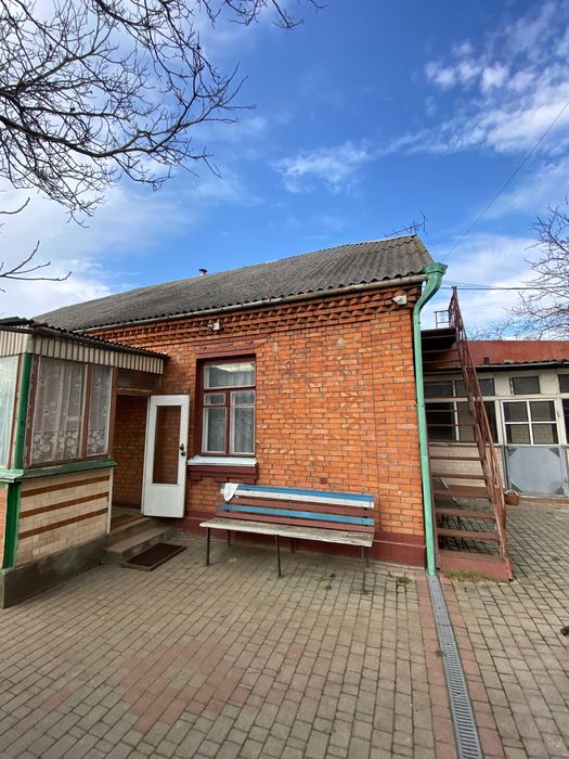 Продаж Великого,Цегляного Будинку в Топовому місці VS ID: 37073