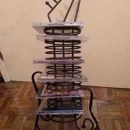 uporte / Porta-CDs Decorativo em Ferro em Forma de Guitarra