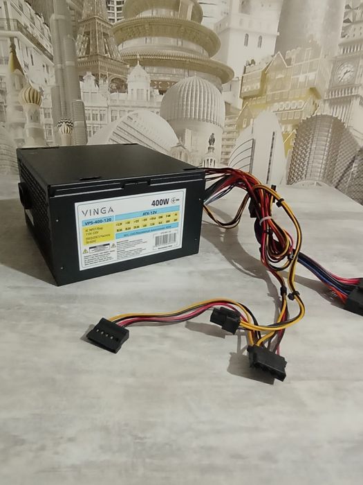 Блок живлення на комп