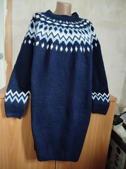 Жіночі теплі тунікі , светри