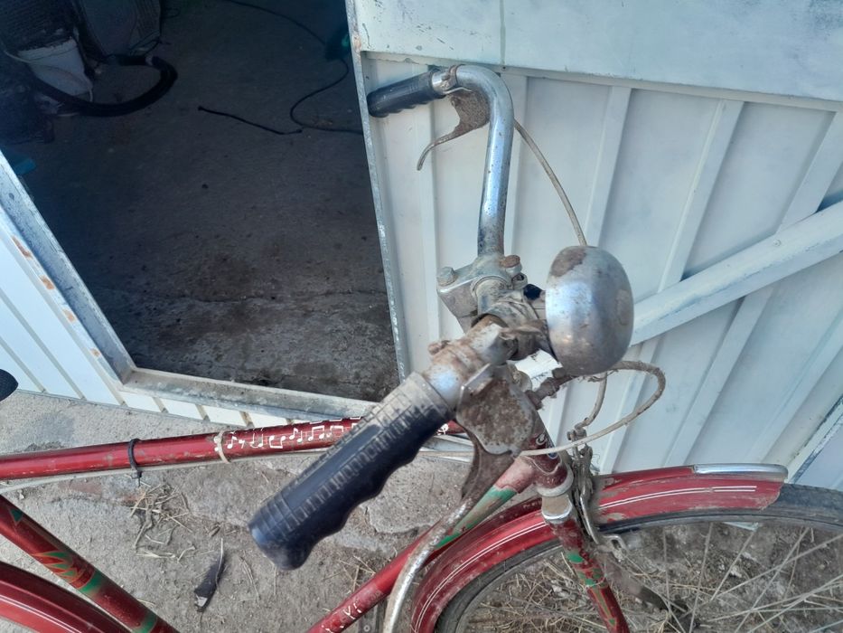 Bicicleta Antiga Sirla Yé-Yé Luxo – Clássica / Pasteleira (A Andar!) + pasteleira duran para restaurar  ou peças