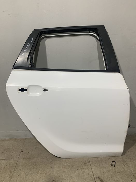 задня права дверка двері opel astra j універсал астра джей з розборки