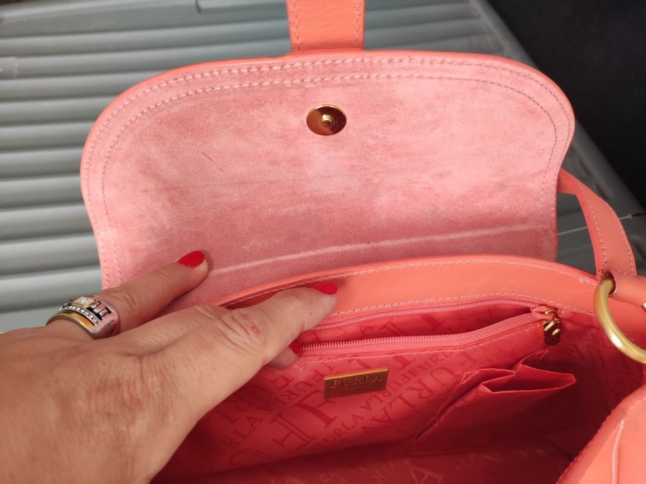 Mala Furla nova  cor salmão
