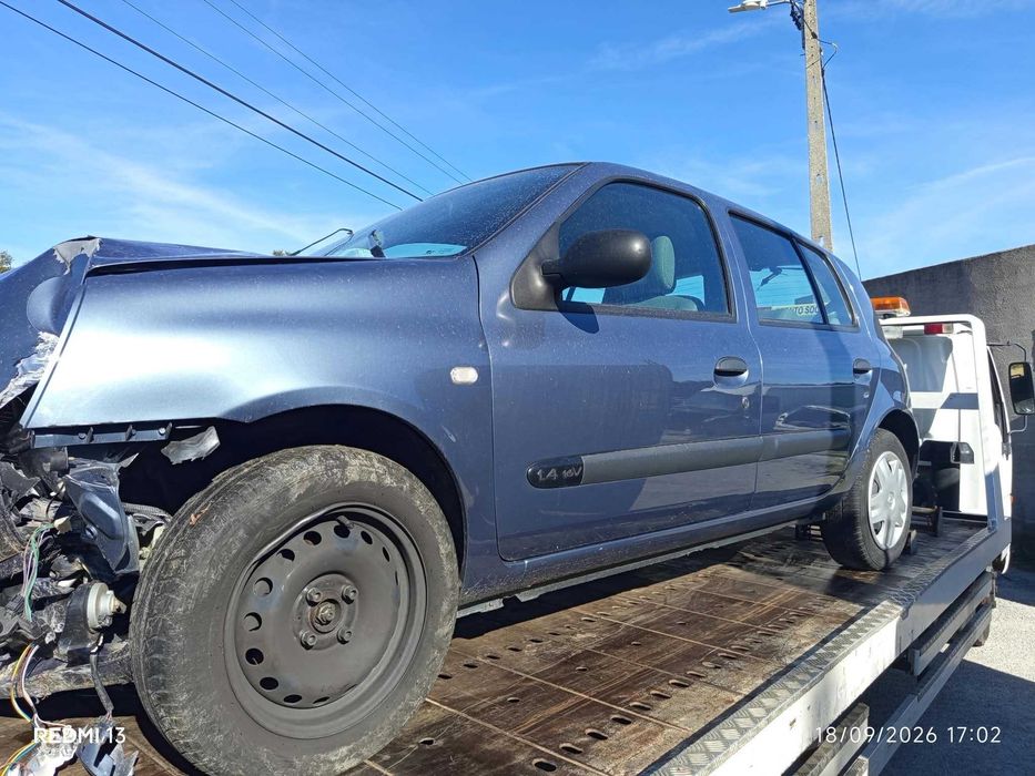 Para peças Renault Clio 1.4 16V ano 2005
