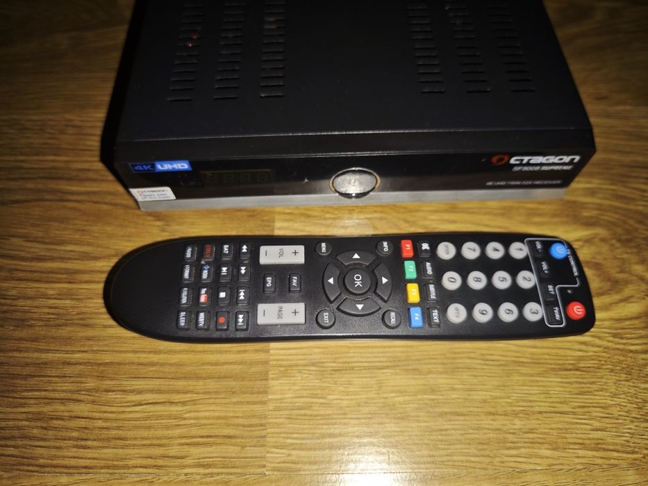 Dekoder satelitarny OCTAGON SF8008 Supreme 4K UHD Twin DVB-S2X —Enigma 2  OpenATV 8 + Define OS