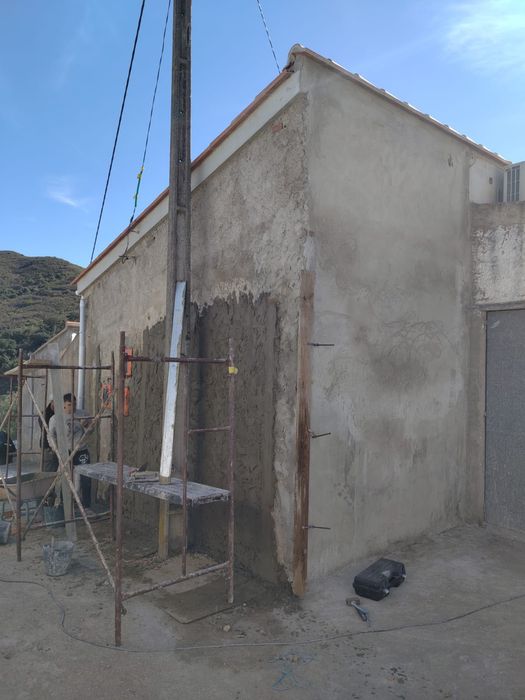 Faz tudo tipo de construção