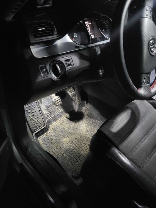 Volkswagen  Passat B6