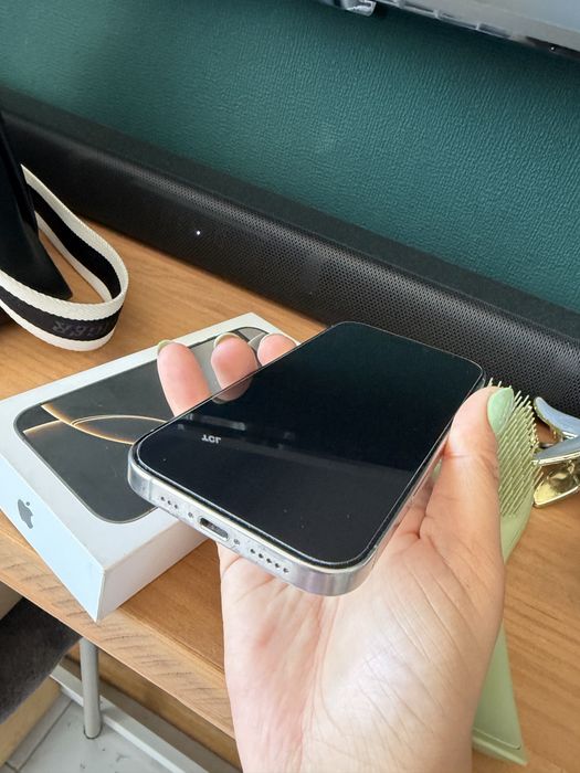 Iphone 16 pro 128gb