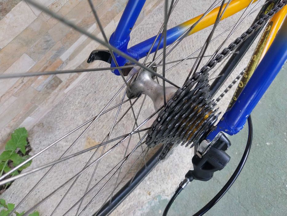 Bicicleta de estrada GBS