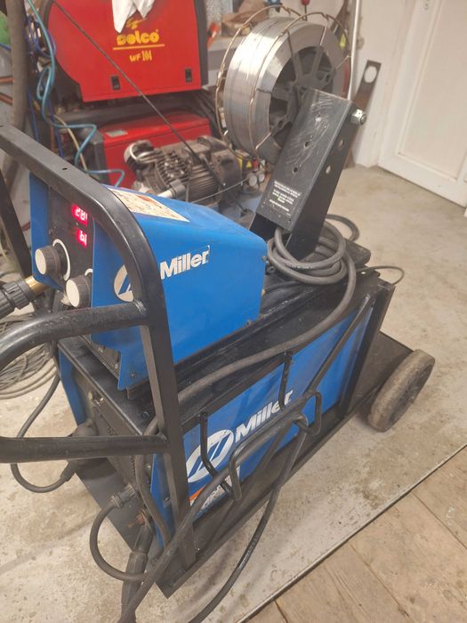 Spawarka Miller MIG 450A