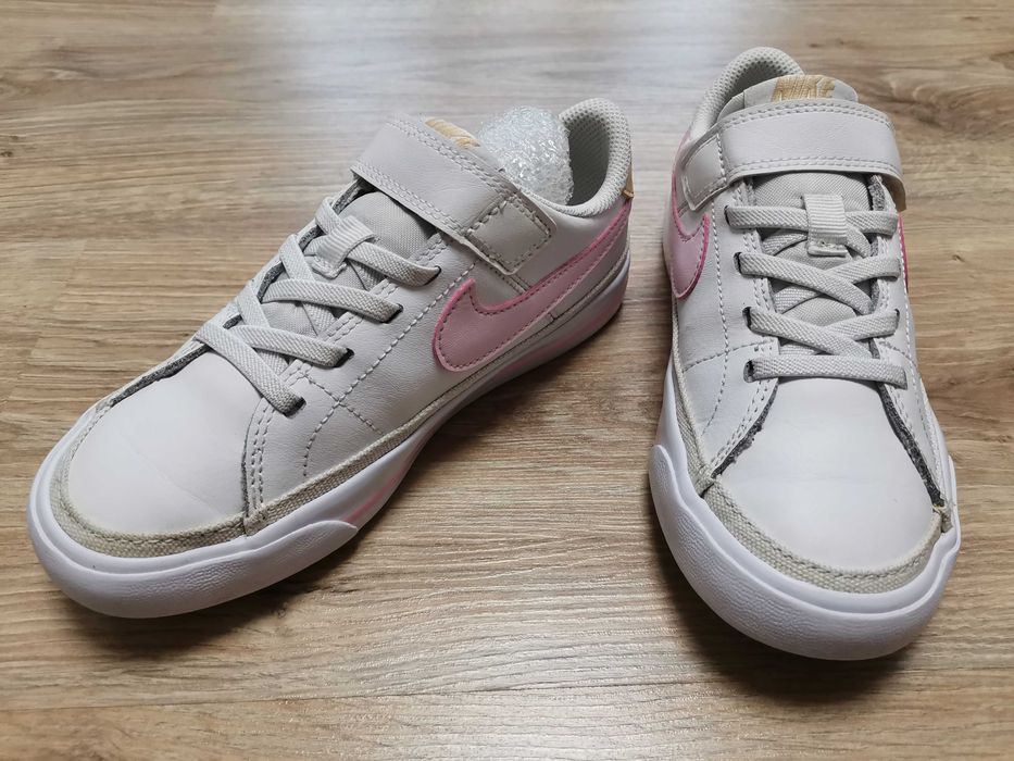 Продам кросівочки Nike Court Legace 30 розміру.