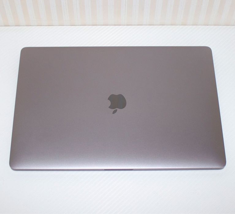 MacBook Pro 15 (2018)