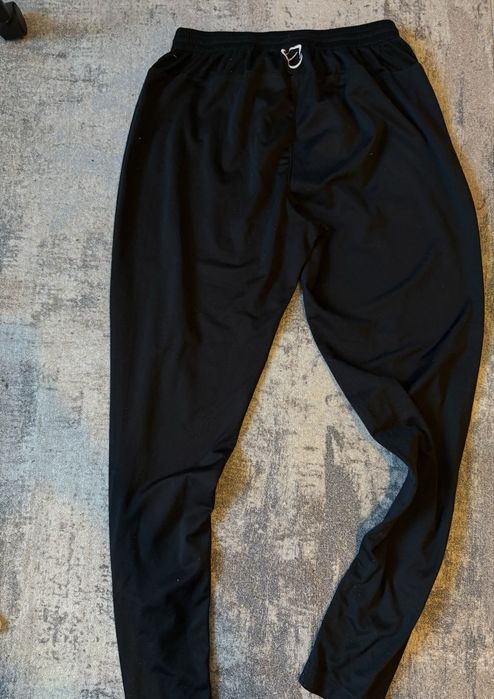 Orygianlne spodnie Nike