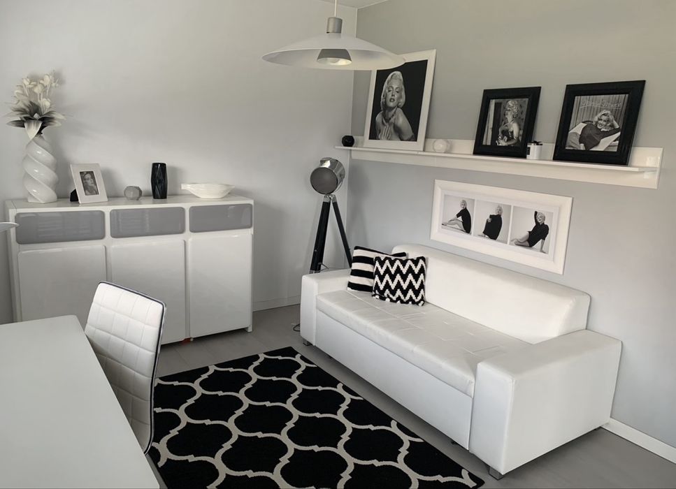 Sofa biala ekoskora 182x90