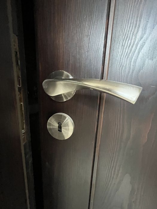 Drzwi z futryna sosnowe ciemny braz 4 sztuki