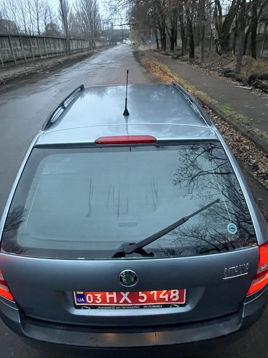 Шкода A5 1.6 • 188 тис пробіг • В рідній фарбі