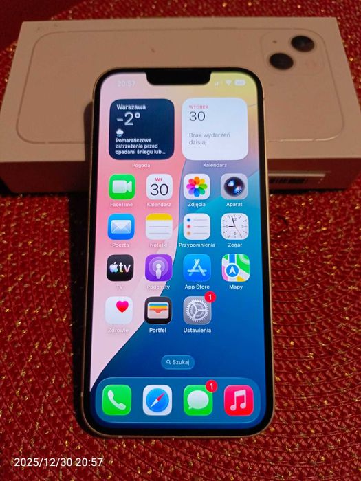 iPhone 13 - 4/128GB - dobry stan - bateria 94% - biały, pudło, etui
