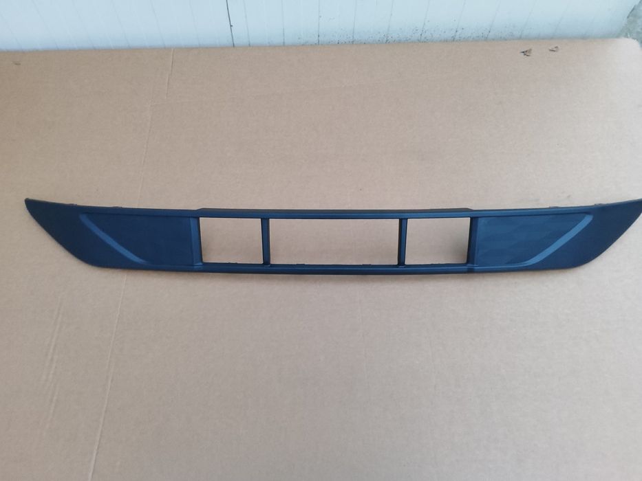 Решітка в бампер Ford F150 Lightning 2022-2025.