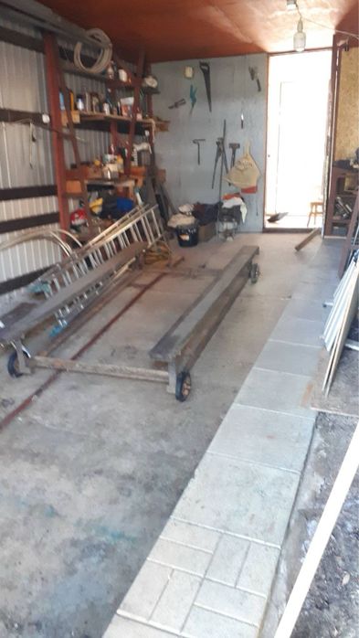 Будиночок з гаражем для човна на причалі № 2