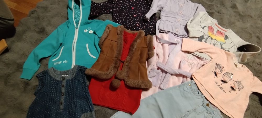 Zestaw ubrań dla dziewczynki, r. 92/98