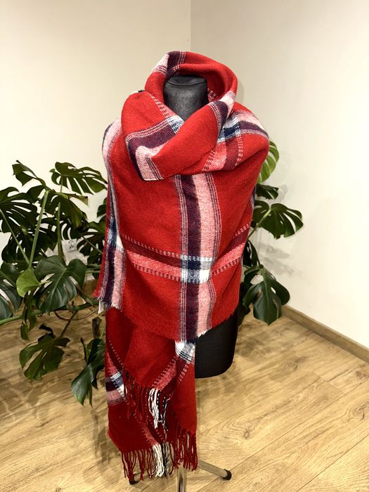 Primark duży czerwony szal nowy