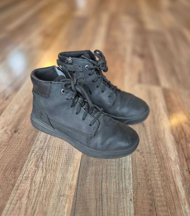Timberland - buty chłopięce r. 33