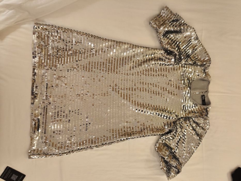 Vestido de Lantejoulas Zara