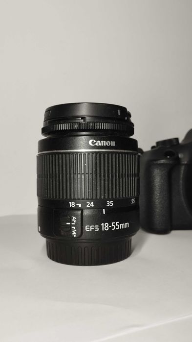 Câmera Canon EOS Rebel T5; lentes 18-55mm