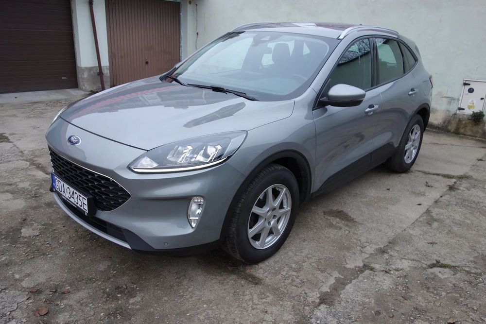 Ford Kuga Bardzo Zadbany 2 komplety kół