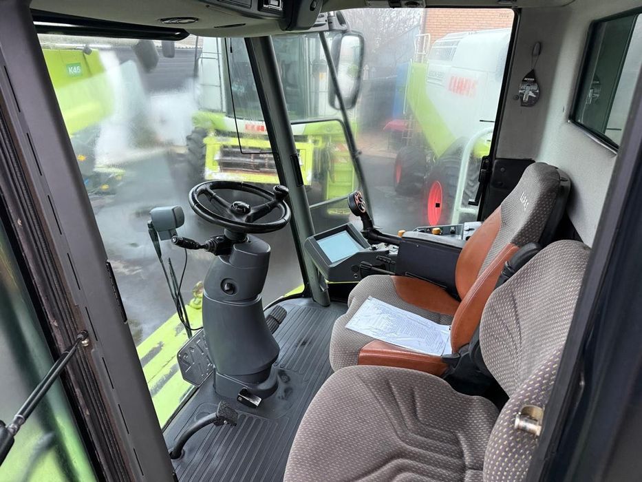 CLAAS Lexion 540 2006 р.в.+жатка V 750 зернозбиральний комбайн