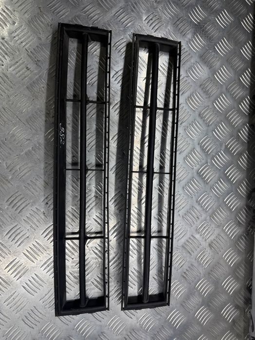 Решетка бампера центральная Skoda Fabia 1  99- 6Y0853677A