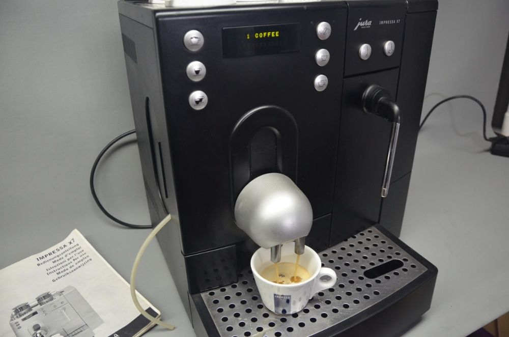 Jura Impressa X7 profesjonal by FRANKE ekspres ciśnieniowy do firm