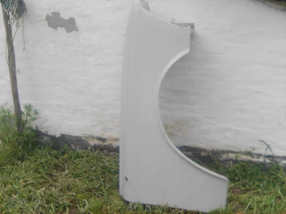 Продам крило переднє праве Москвич 412