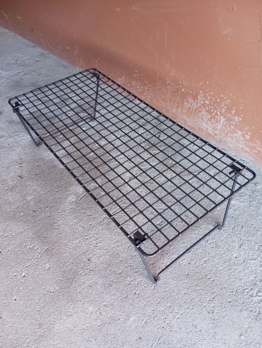 Sapateira dobrável em perfeito estado