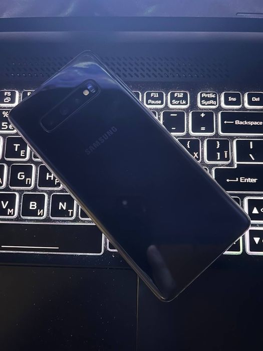 Samsung Galaxy S10 Plus 8/128 GB