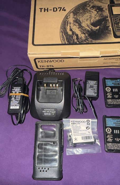 Radio Kenwood TH-d74