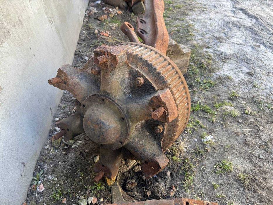 Вісь передня КрАЗ МАЗ у зборі 500