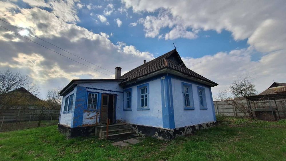Продам будинок в с.Селище  з ділянкою 20с 5913