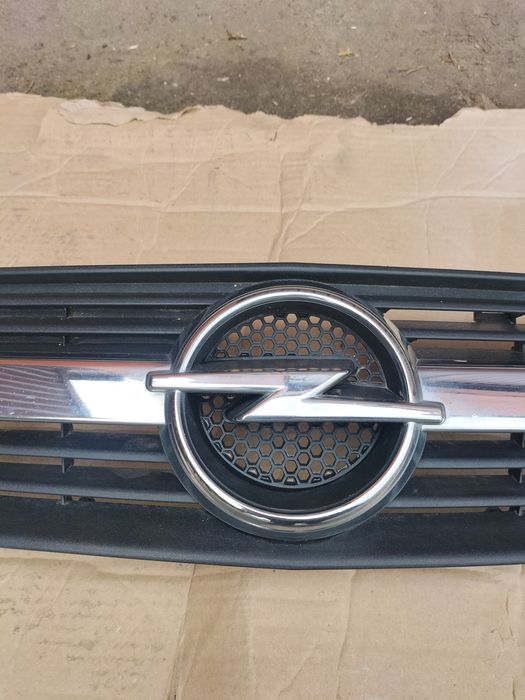 Grill Atrapa Opel Meriva A
