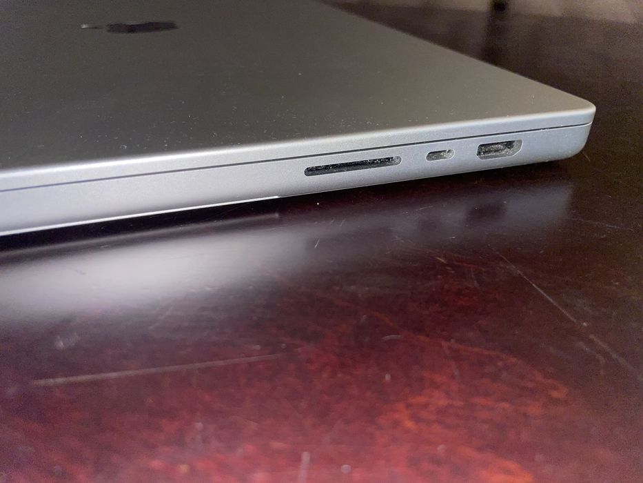 MacBook PRO M1, 16  A2485 Silver, 77 циклів, 98%.