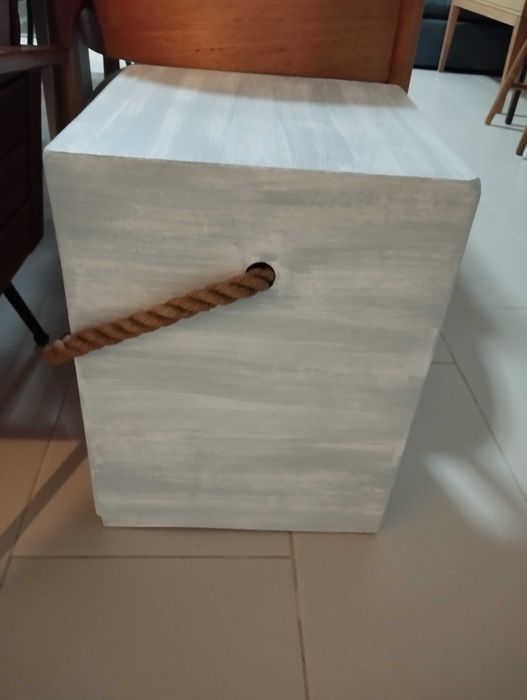 Mesa de apoio jardim