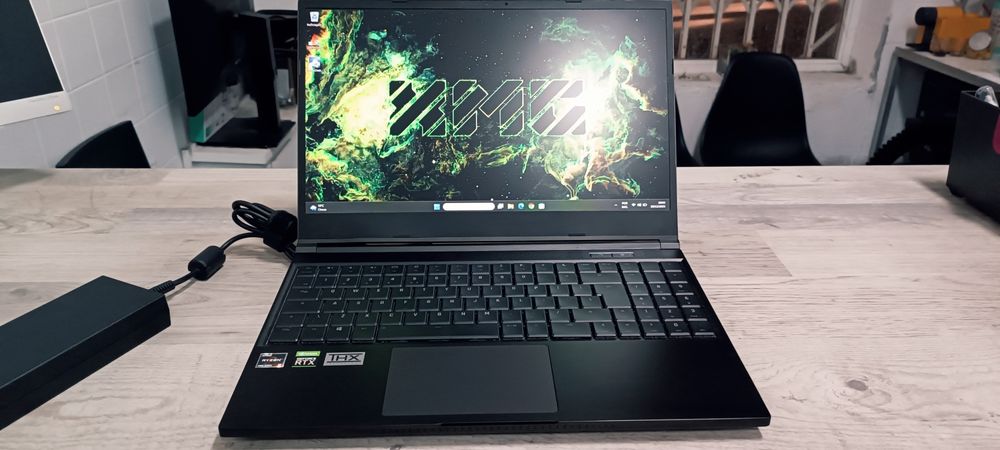 Portátil Gaming XMG Neo 15 - RTX 3080 16gb