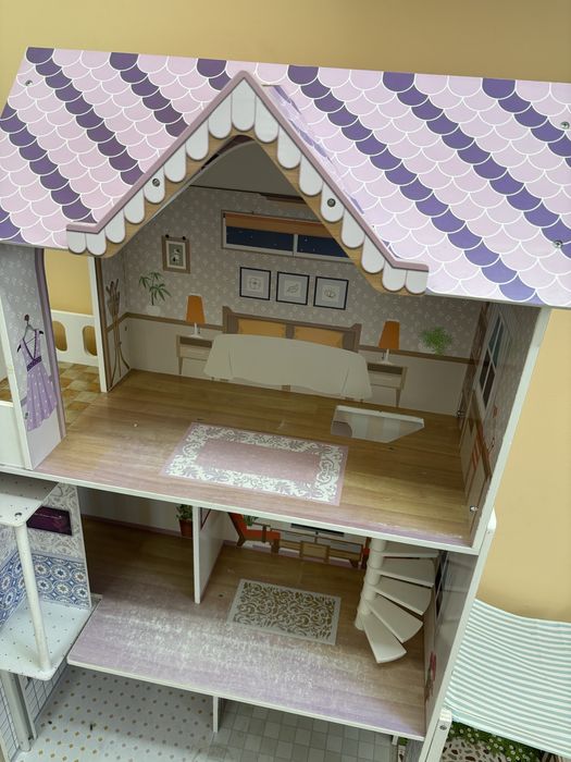 Sprzedam domek dla lalek Barbie – w bardzo dobrym stanie