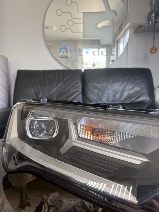 Фара фари Audi Q7 4m рест 2021 рік америка USA Led