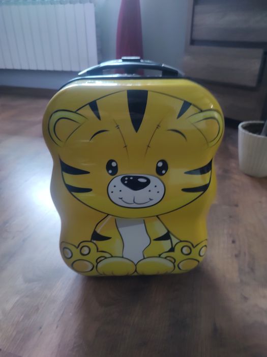 Walizka dla dzieci na kolkach
