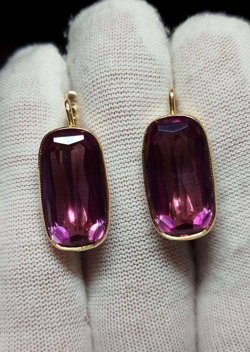 Золотые серьги с Александритом СССР Золоті радянські сережки