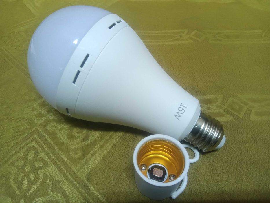 Лампа аккумуляторная   Е27, 12W, 15W, 6000К